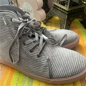 Toms Gray Casual Sneakers with Striped Design